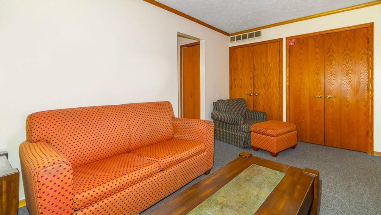 Magnuson Hotel Extended Stay Canton Ohio Lake Cable Exterior foto